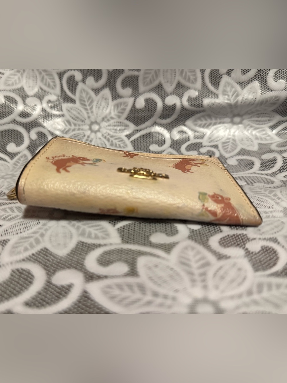 Coach Party Pigs Mini Skinny ID Case Keychain Card Wallet - Picture 2 of 9
